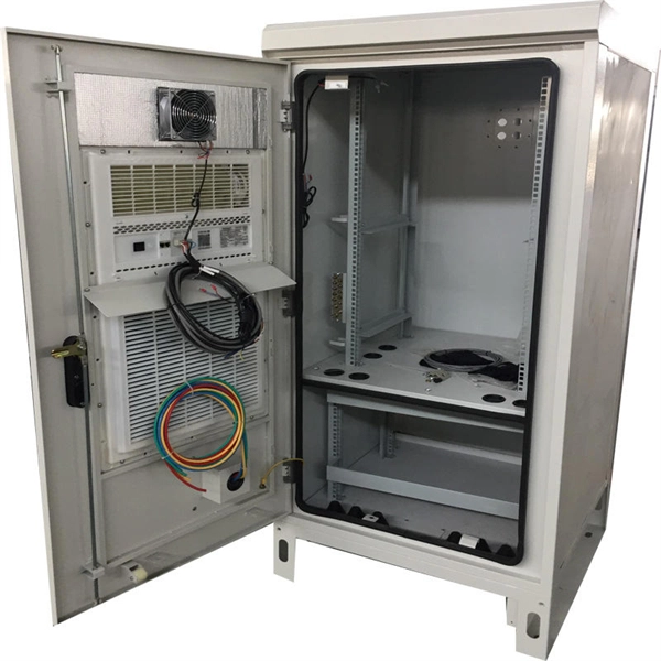 What are the types of optical fiber communication parameters 