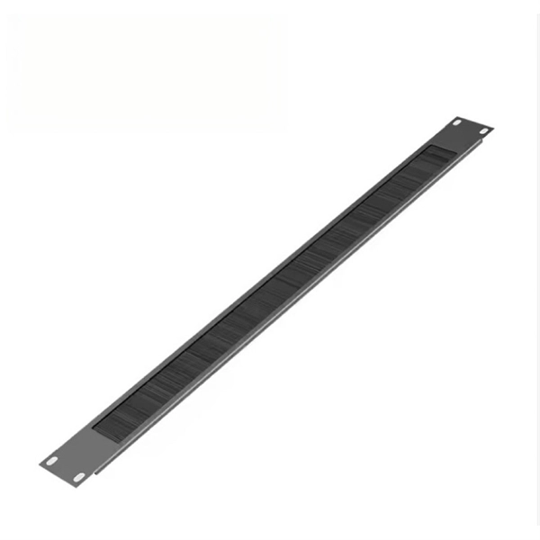 How many cores are in the optical cable from the base station to the optical distribution box 