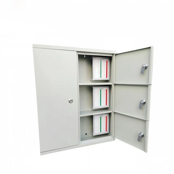 Fiber optic patch cord cabinet cable management tray